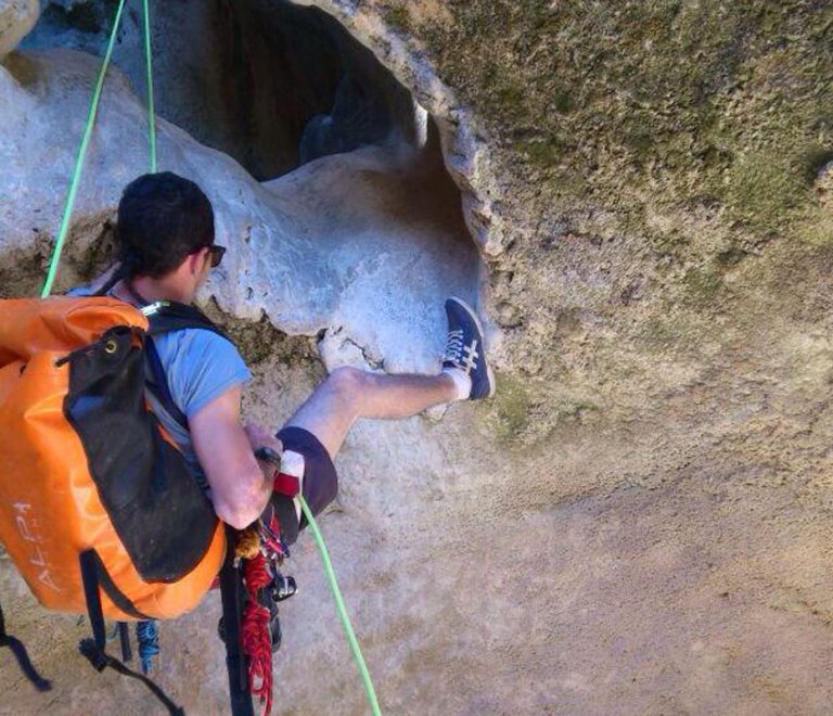 Espeleología y escalada